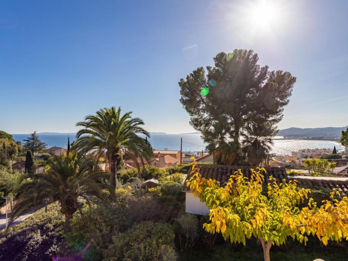 Apartment Cadet Rousse Le Lavandou Extérieur photo