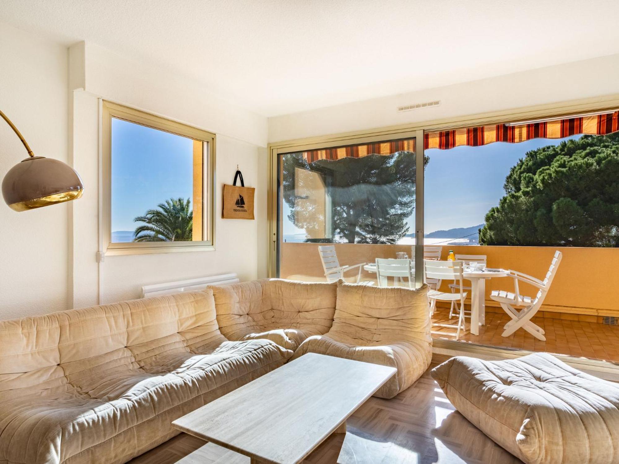 Apartment Cadet Rousse Le Lavandou Extérieur photo